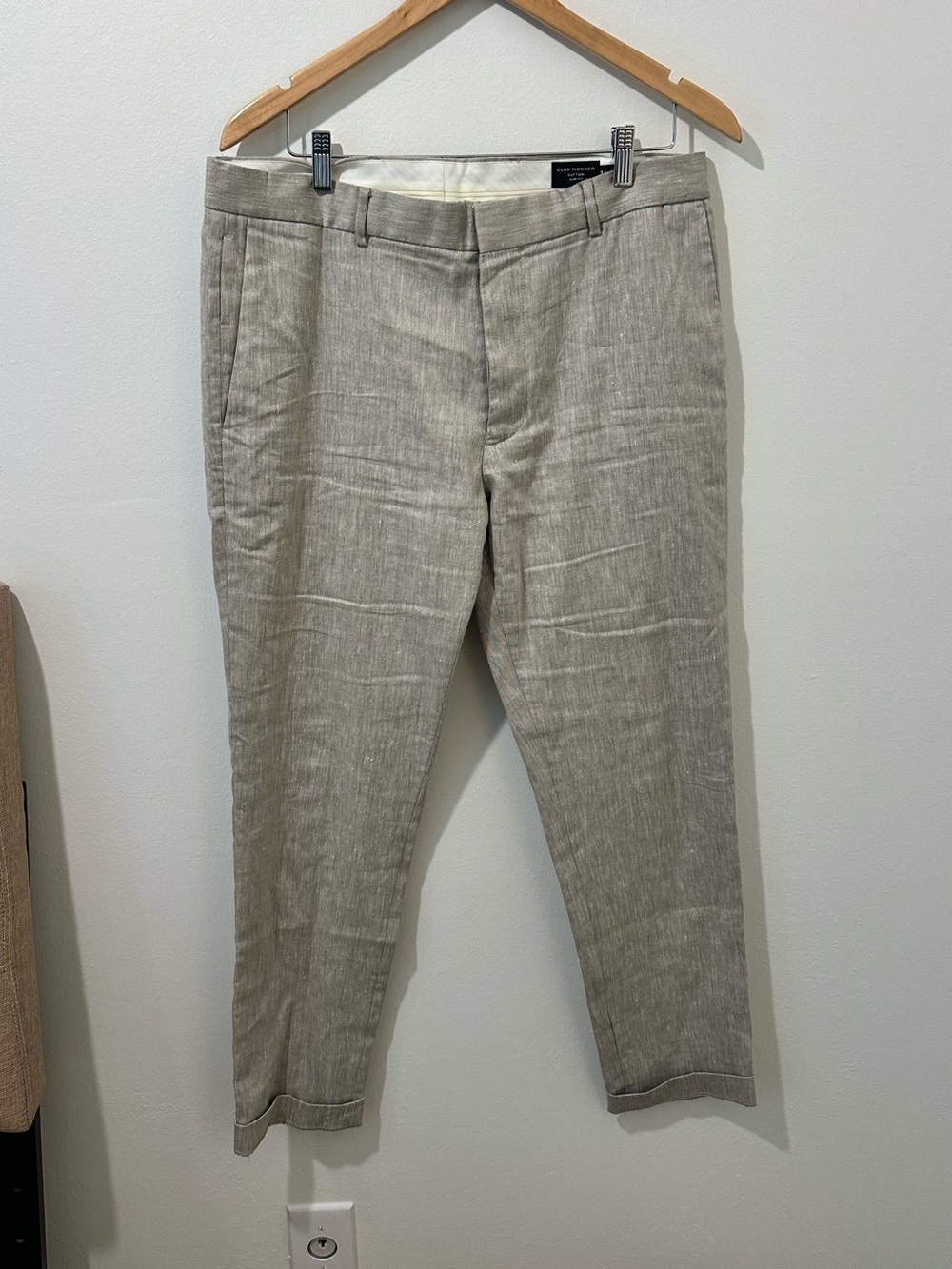 Club Monaco Slim Linen-Blend Chinos in Light Khaki